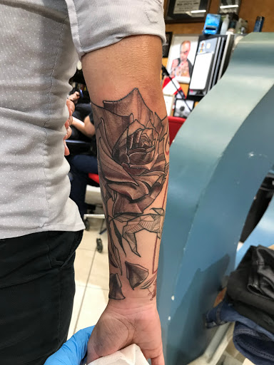 Tattoo and Piercing Shop «Subculturez Tattoo & Body Piercing», reviews and photos, 2481 N Volusia Ave, Orange City, FL 32763, USA