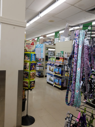 Pet Supply Store «Pet Supplies Plus», reviews and photos, 425 Water St, Chardon, OH 44024, USA