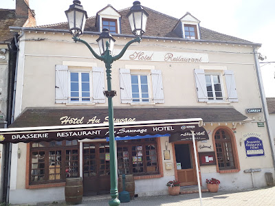 Hotel Au Sauvage à Lorris