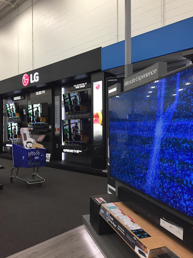 Electronics Store «Best Buy», reviews and photos, 4650 1st Ave NE, Cedar Rapids, IA 52402, USA