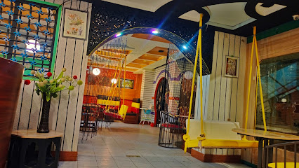 Hunger Lounge - 2F2X+647 Al Hajj Towers, قومی شاہراہ, ۔ ۵ University Town, Peshawar, Khyber Pakhtunkhwa, Pakistan