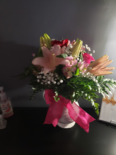 Florist «Floreria Mexico», reviews and photos, 14 N Union St, Aurora, IL 60505, USA