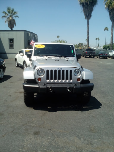 Used Car Dealer «5 Star Auto», reviews and photos, 602 N Harbor Blvd, Santa Ana, CA 92703, USA