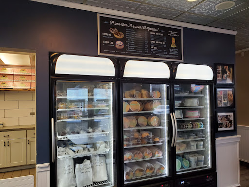 Ice Cream Shop «Creamery», reviews and photos, 15112 S Bell Rd, Homer Glen, IL 60491, USA