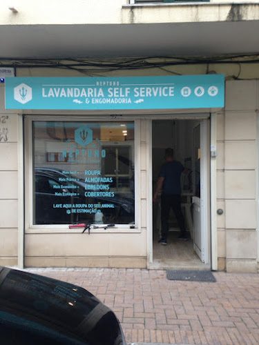 Avaliações doNEPTUNO Lavandaria Self-Service em Oeiras - Lavandería