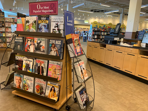 Book Store «Barnes & Noble Booksellers Fredericksburg/ Central Park», reviews and photos, 1220 Carl D. Silver Parkway, Fredericksburg, VA 22401, USA