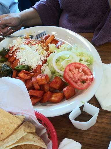 American Restaurant «Cracker Barrel Old Country Store», reviews and photos, 1301 League Line Rd, Conroe, TX 77304, USA