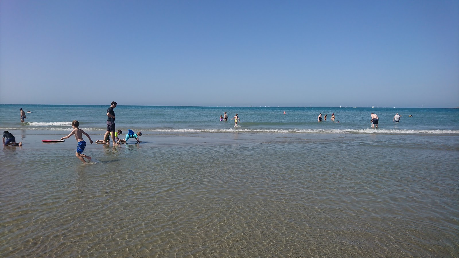 Foto von West Wittering beach mit langer gerader strand