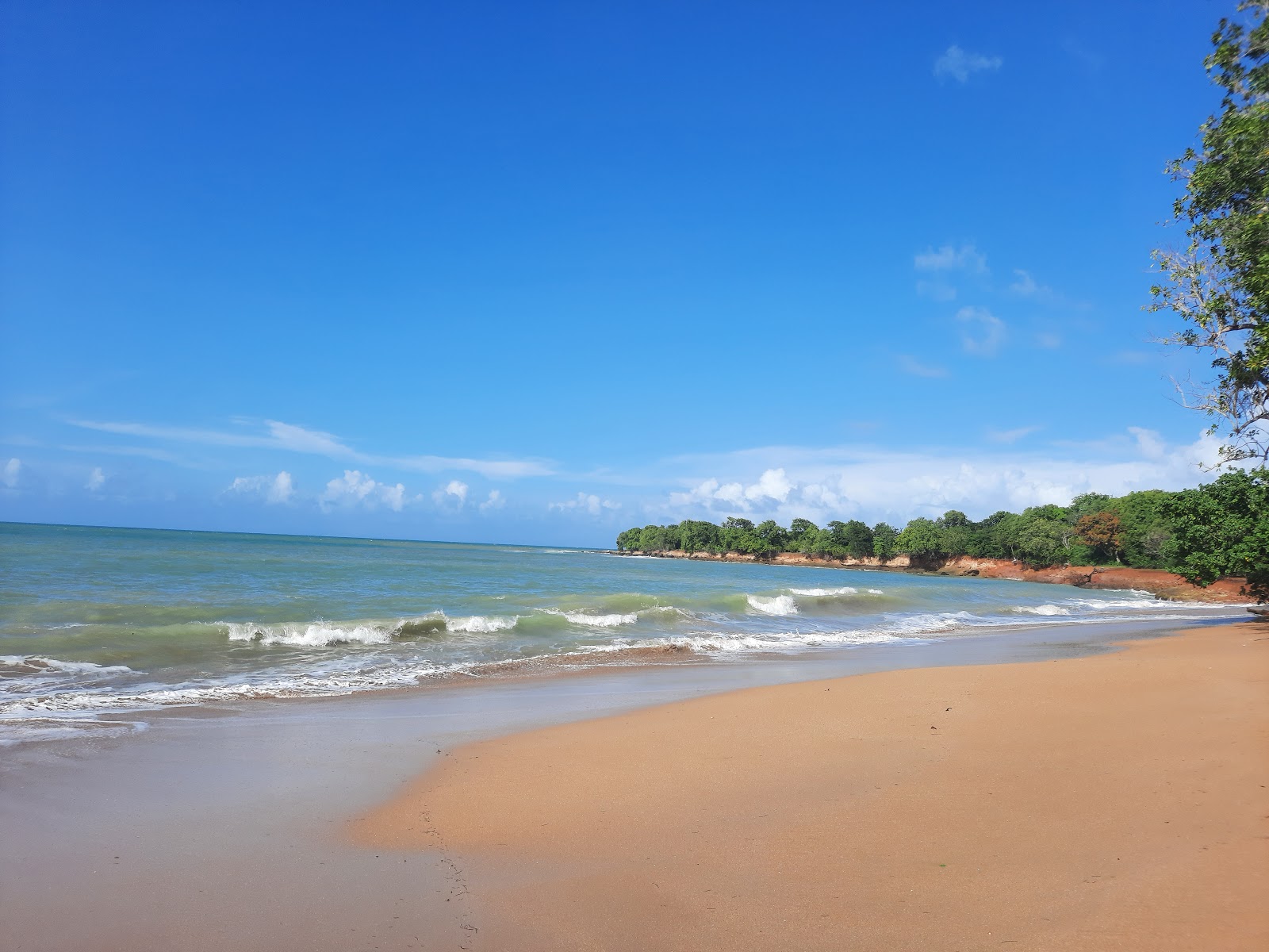 Foto de Plage de Cluny II área de comodidades