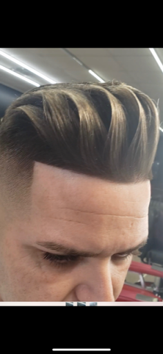 Barber Shop «Gente De Zona Barbershop», reviews and photos, 6821 W Hillsborough Ave, Tampa, FL 33634, USA