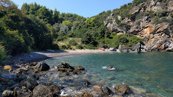 Foto von Melissi beach und seine wunderschöne Landschaft