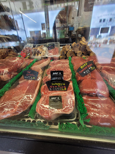 Butcher Shop «B & E Meats & Seafood», reviews and photos, 22501 Marine View Dr S, Des Moines, WA 98198, USA