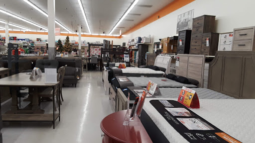 Discount Store «Big Lots», reviews and photos, 7565 W Hillsborough Ave, Tampa, FL 33615, USA
