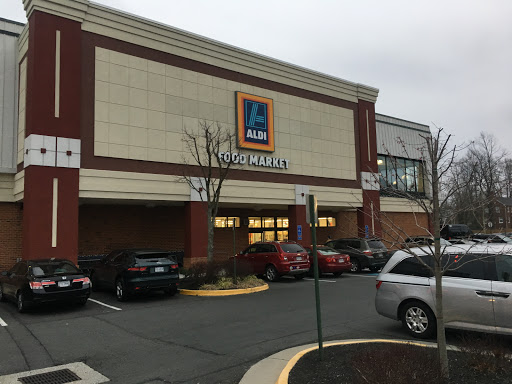 ALDI, 11001 Lee Hwy g, Fairfax, VA 22030, USA, 