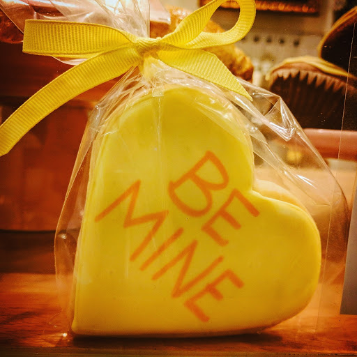 Bakery «Oakleaf Cakes Bake Shop», reviews and photos, 12 Westland Ave, Boston, MA 02115, USA