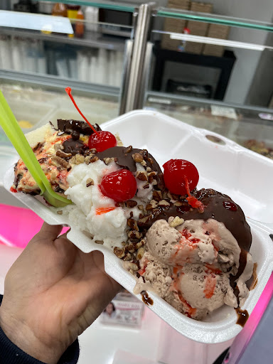 Ice Cream Shop «La Michoacana», reviews and photos, 559 N McLean Blvd, Elgin, IL 60123, USA