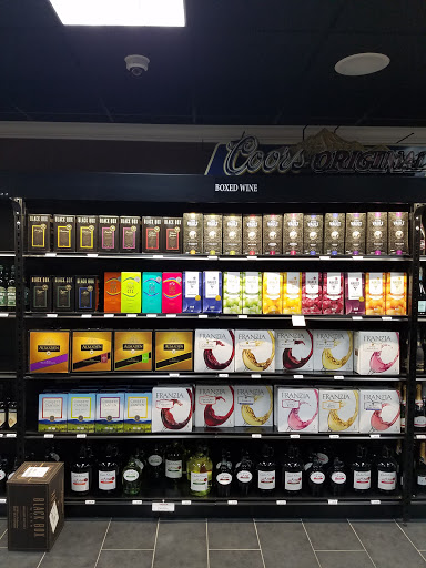 Liquor Store «Enfield Liquor and Wine», reviews and photos, 920 Enfield St, Enfield, CT 06082, USA