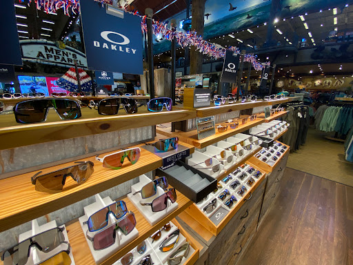 Sporting Goods Store «Bass Pro Shops», reviews and photos, 1000 Basspro Dr, Houston, TX 77047, USA