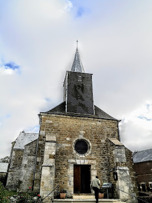 L'église Saint-Laurent à Flaignes-Havys