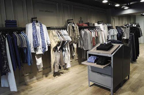 Magasin de vêtements pour hommes IKKS Men Le Touquet-Paris-Plage