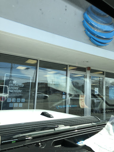 Cell Phone Store «AT&T», reviews and photos, 540 Reservoir Ave, Cranston, RI 02910, USA