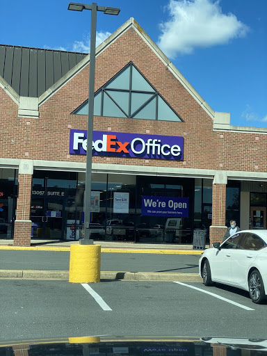 Print Shop «FedEx Office Print & Ship Center», reviews and photos, 13061 Lee Jackson Memorial Hwy a, Fairfax, VA 22033, USA