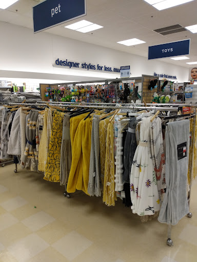 Department Store «Marshalls», reviews and photos, 1158 W Boughton Rd, Bolingbrook, IL 60440, USA