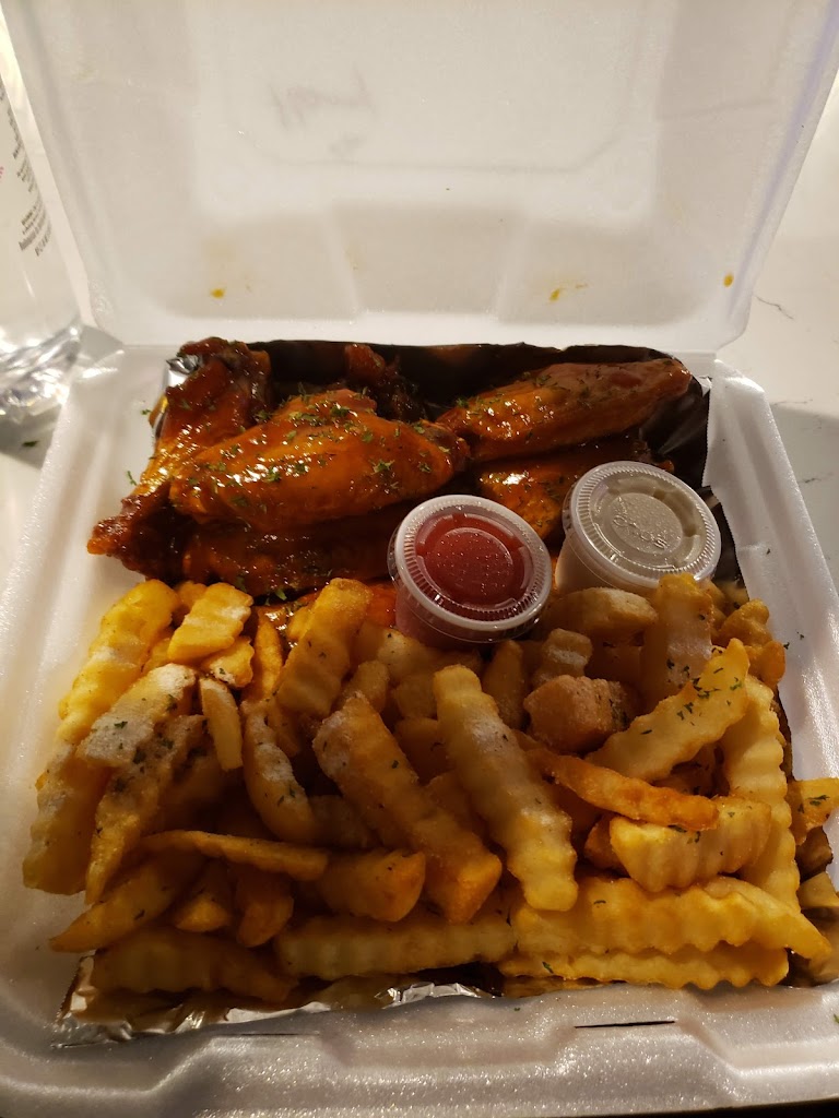 Taste Kitchen and Cocktails 53216