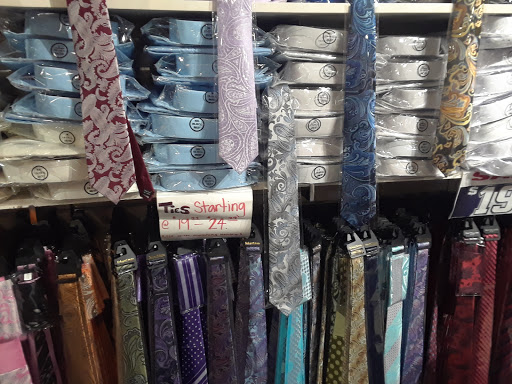 Shopping Mall «Hilltop Mall», reviews and photos, 2200 Hilltop Mall Rd, Richmond, CA 94806, USA