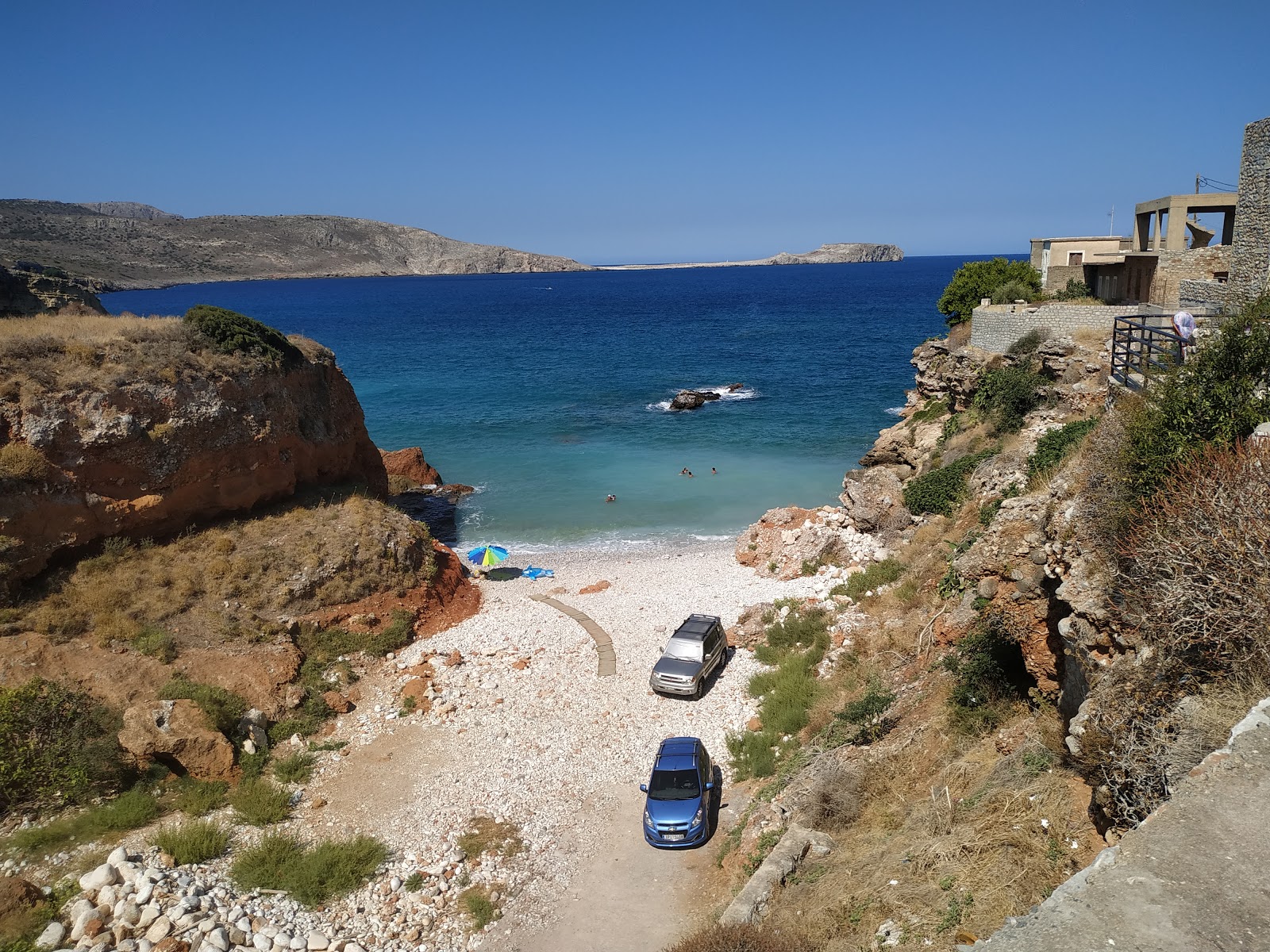 Fotografija Chalikia beach divje območje