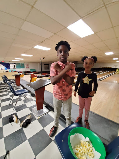 Bowling Alley «Danbury Duck Pin Lanes», reviews and photos, 7 E Hayestown Rd, Danbury, CT 06811, USA