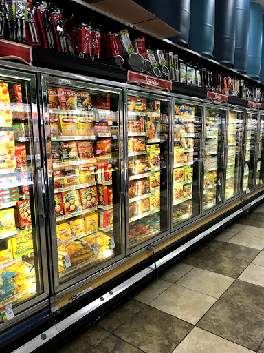 Supermarket «Little Apple Market», reviews and photos, 630 N 7th St, Allentown, PA 18102, USA