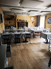 Atmosphère du Restaurant Les Marronniers à Lanquais - n°16