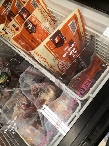 Pet Supply Store «Pet Food Express», reviews and photos, 320 S Lake Ave, Pasadena, CA 91101, USA