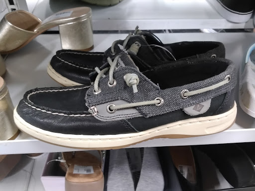 Clothing Store «Rugged Wearhouse», reviews and photos, 825 Nashville Pike, Gallatin, TN 37066, USA