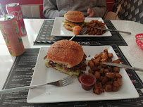 Hamburger du Restauration rapide 325 New Rochelle à La Rochelle - n°5