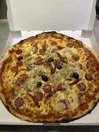 Plats et boissons du Pizzeria Pizza L'etna à Vallauris - n°1