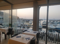 Atmosphère du Restaurant La Capitainerie des Goudes à Marseille - n°2