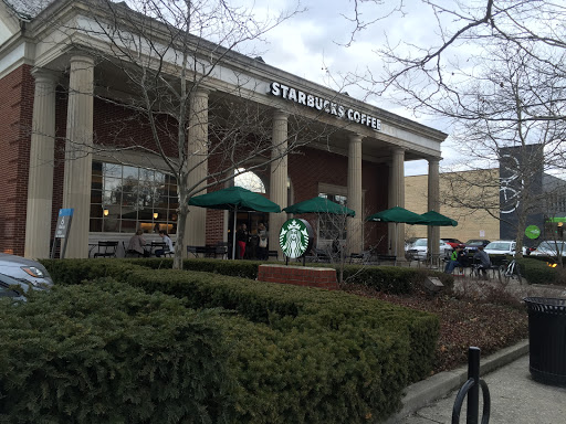 Coffee Shop «Starbucks», reviews and photos, 2450 E Main St, Bexley, OH 43209, USA