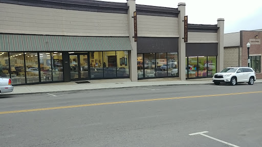Furniture Store «Gibson Furniture and Patio», reviews and photos, 141 N Water Ave, Gallatin, TN 37066, USA