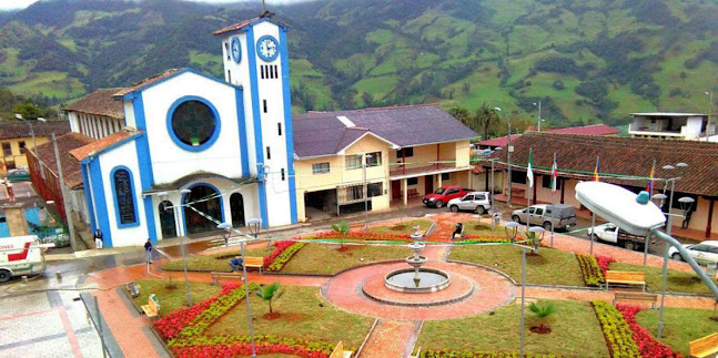 Iglesia Católica San Juan Bautista de Pindilig - Iglesia