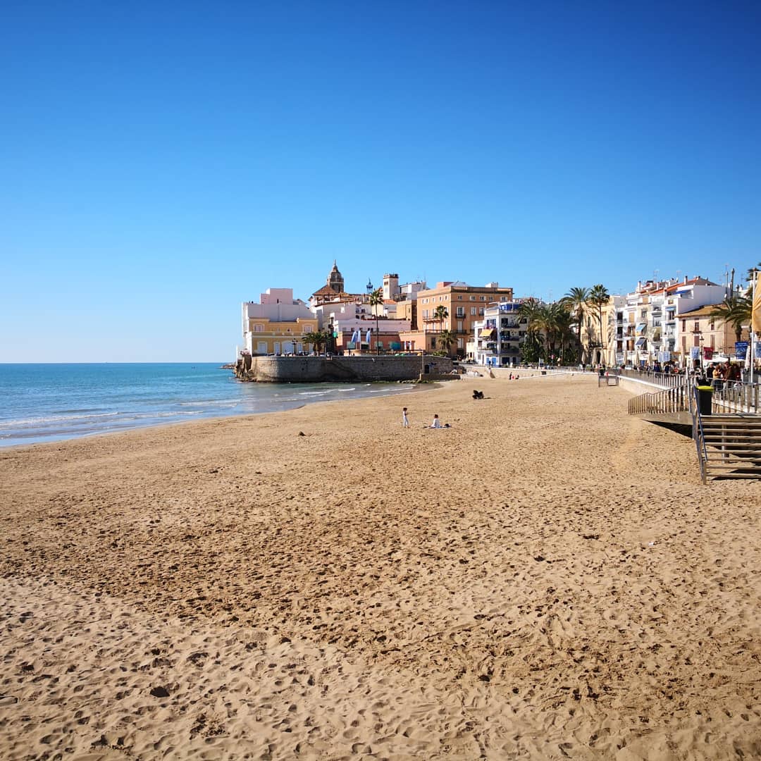 Zdjęcie Platja de Sant Sebastia z poziomem czystości wysoki