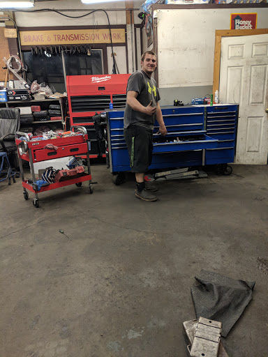 Auto Repair Shop «Frontier Auto Center», reviews and photos, 11125 Old Frontier Rd NW, Silverdale, WA 98383, USA