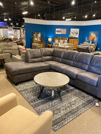 Furniture Store «Furniture Deals», reviews and photos, 10360 Metcalf Ave, Overland Park, KS 66212, USA