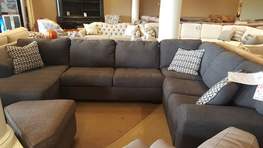 Furniture Store «Furniture Discount Warehouse», reviews and photos, 18 Crystal Lake Plaza, Crystal Lake, IL 60014, USA