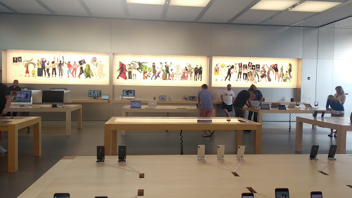 Computer Store «Apple Manhasset», reviews and photos, 1900 Northern Blvd, Manhasset, NY 11030, USA