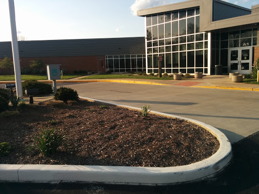 Technical School «Central Nine Career Center», reviews and photos