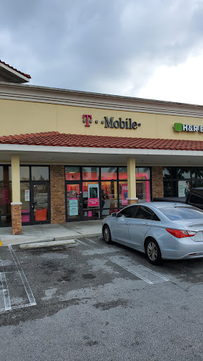 Cell Phone Store «T-Mobile», reviews and photos, 19801 NW 27th Ave b, Miami Gardens, FL 33169, USA
