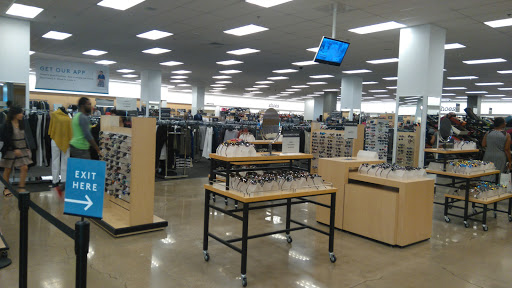 Department Store «Nordstrom Rack Willow Grove Park», reviews and photos, 2500 W Moreland Rd, Willow Grove, PA 19090, USA