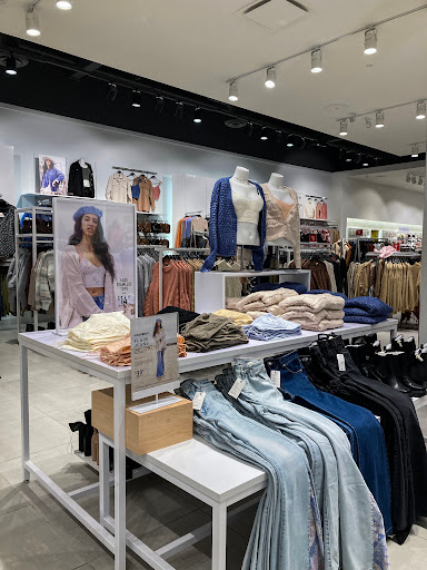 Clothing Store «Forever 21», reviews and photos, 293 Valley River Center, Eugene, OR 97401, USA